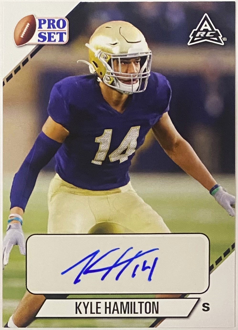 Kyle Hamilton Autographed 2022 Leaf Pro Set Notre Dame Fighting Irish